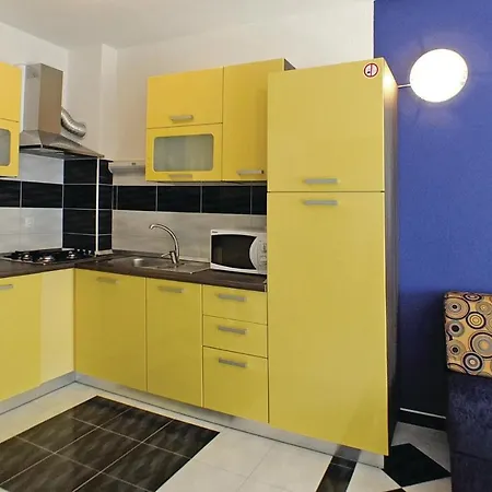 With Sea View 5 * Makarska