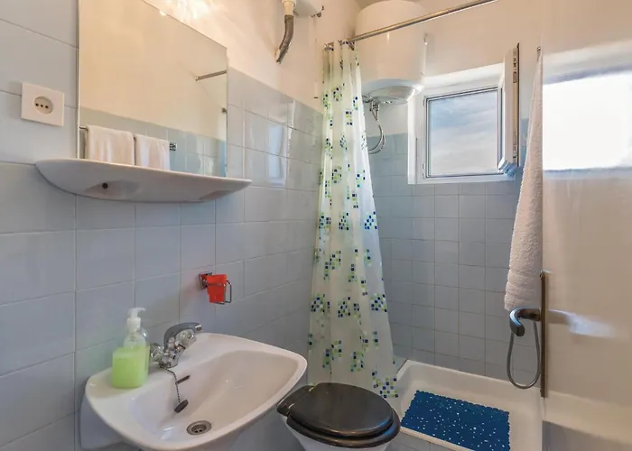 With Sea View 5 Apartman