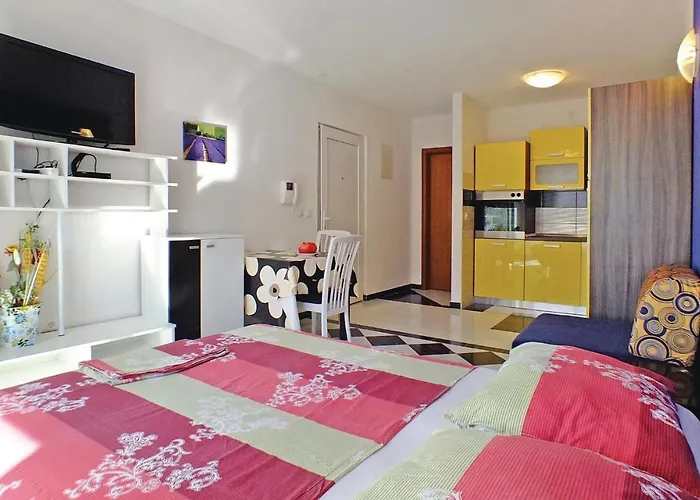 With Sea View 5 Apartment Makarska