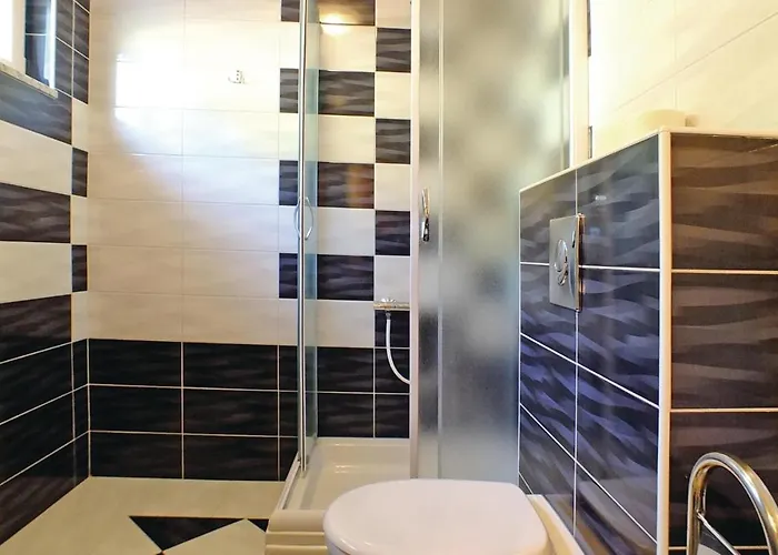 Apartament With Sea View 5 *